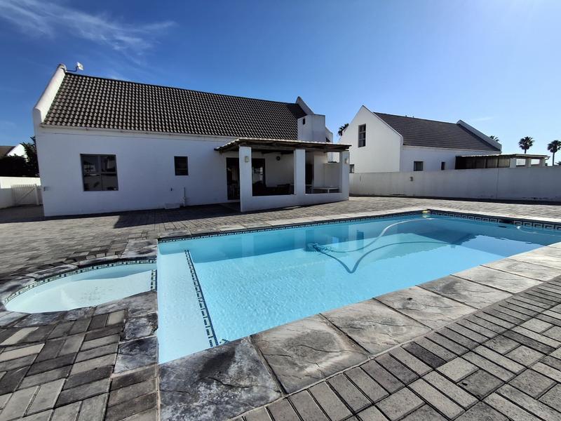 3 Bedroom Property for Sale in Golden Mile Western Cape